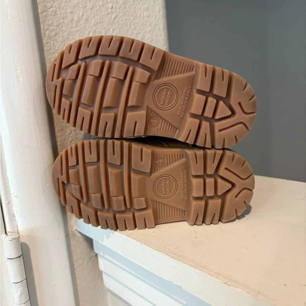 Wonder Nation Infant Tucker Construction Boots Size 4 Boys Easy On Off Zipper